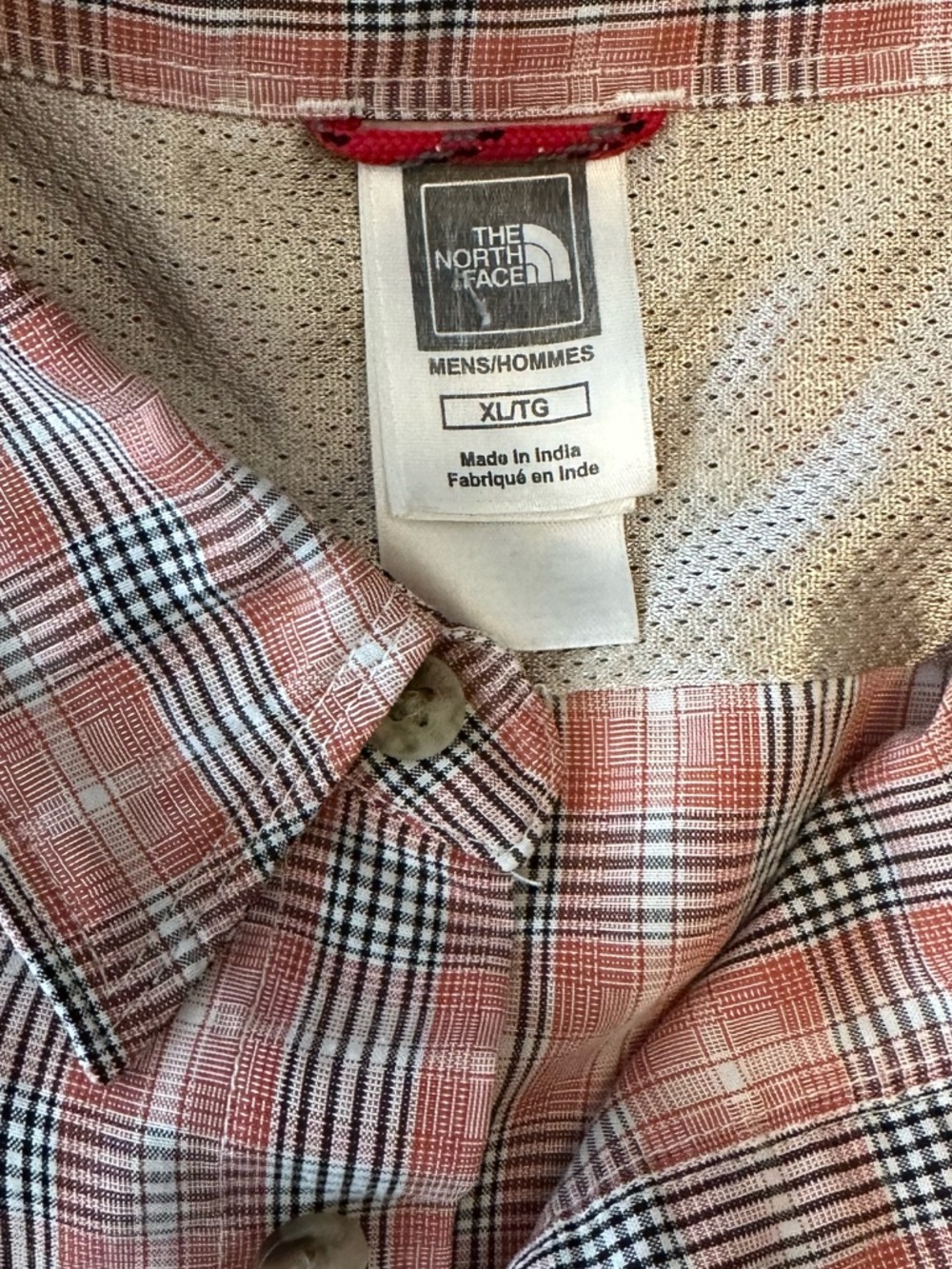 The North Face Short-Sleeve Plaid Button-Down Shirt, XL - Picture 2 of 4